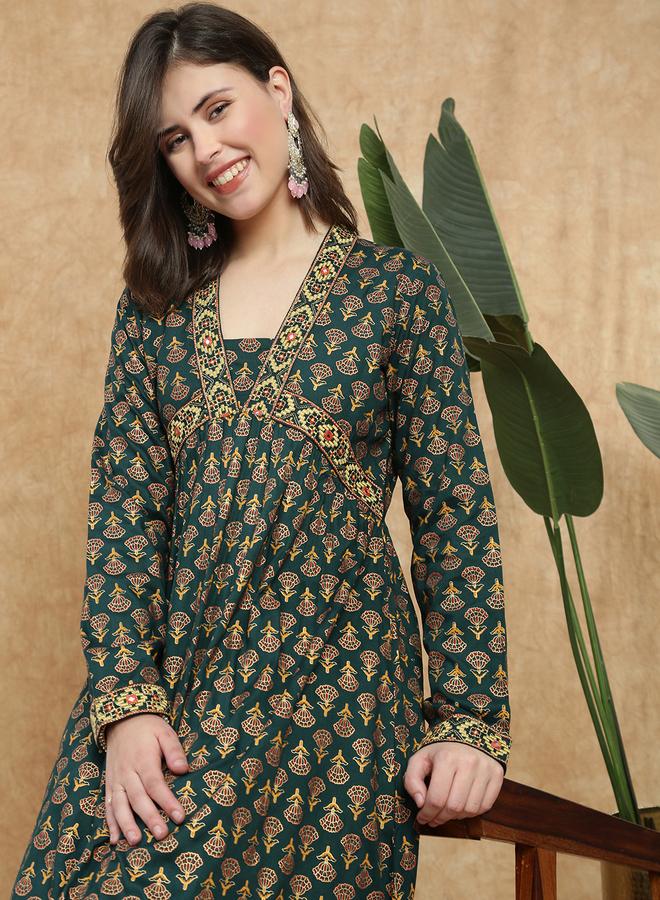 globus Women Green Floral Print Lace Insert Kurta with Straight Pant Set - Image 5